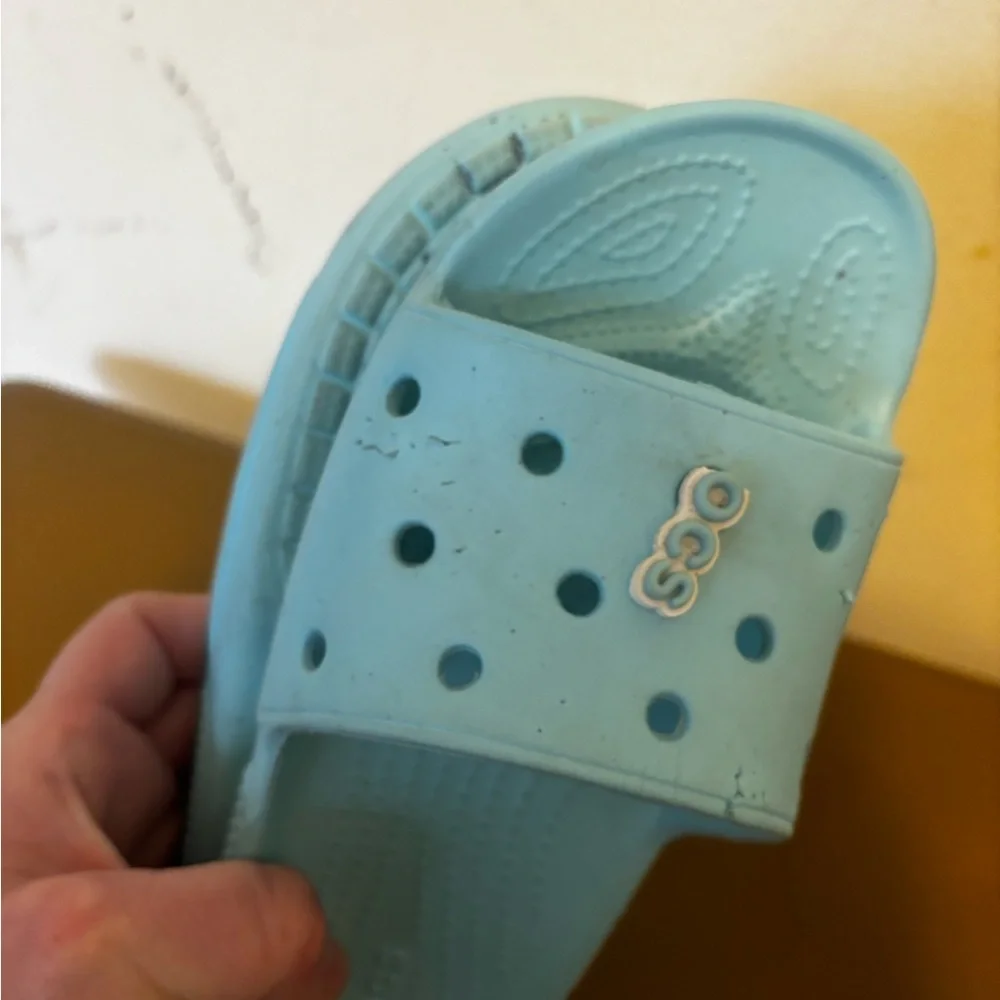 CROCS Kids Light Blue Slide Sandals 4/6